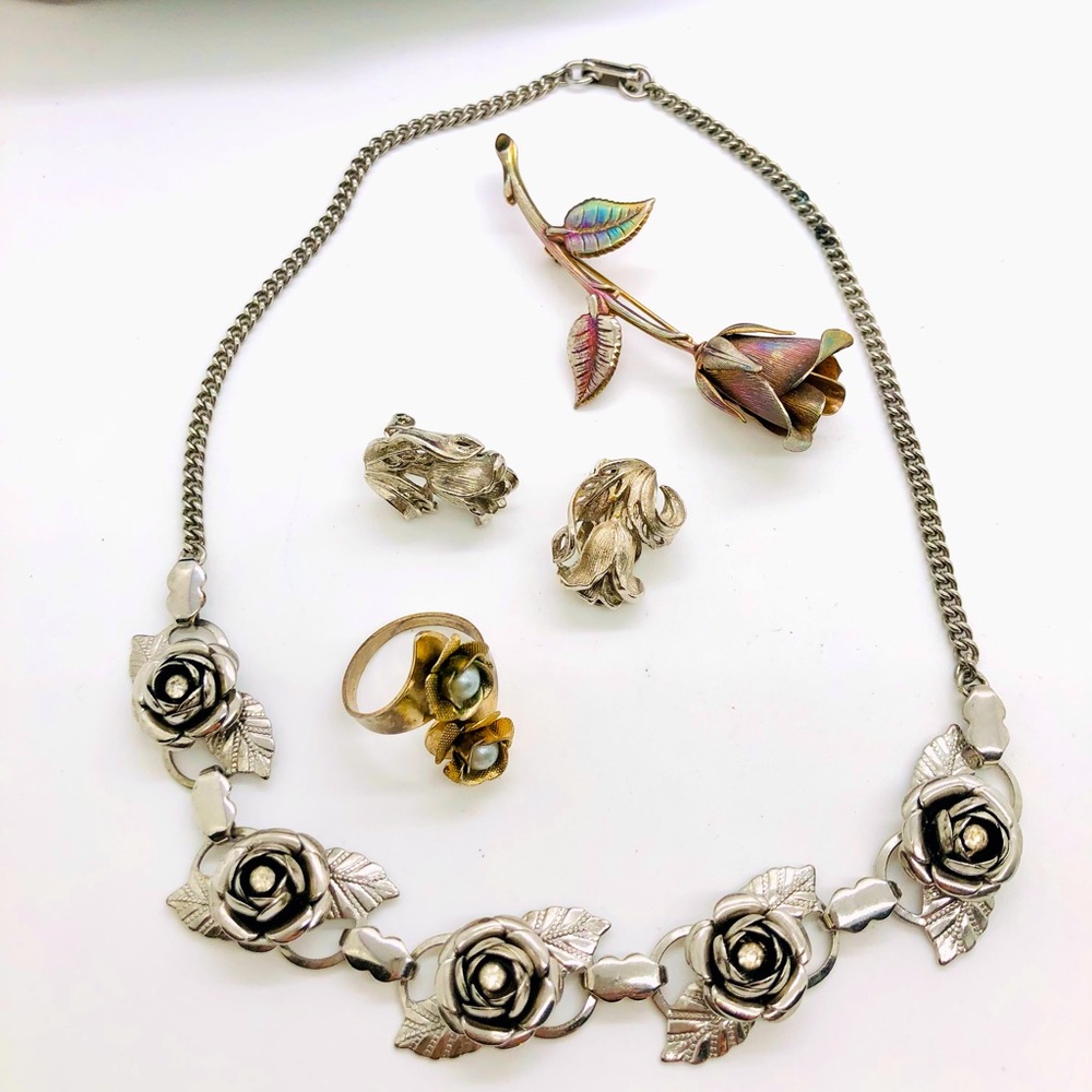 Vintage floral Nouveau Rose Necklace Jewelry Lot